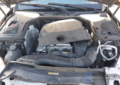 2020 Mercedes-Benz E 350 from USA, damaged, VIN WDDZF8DB5LA752748